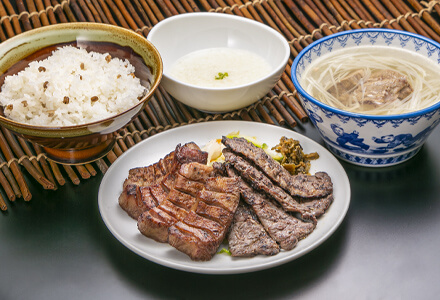 牛たん極太・牛ハラミ焼き定食