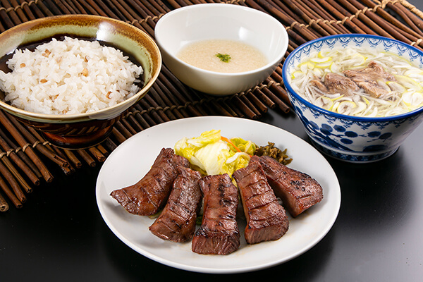 牛たん極太定食