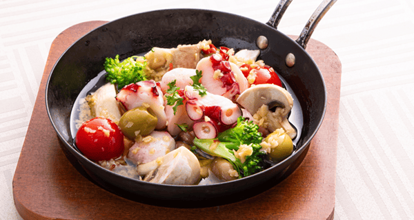 三陸タコのアヒージョ